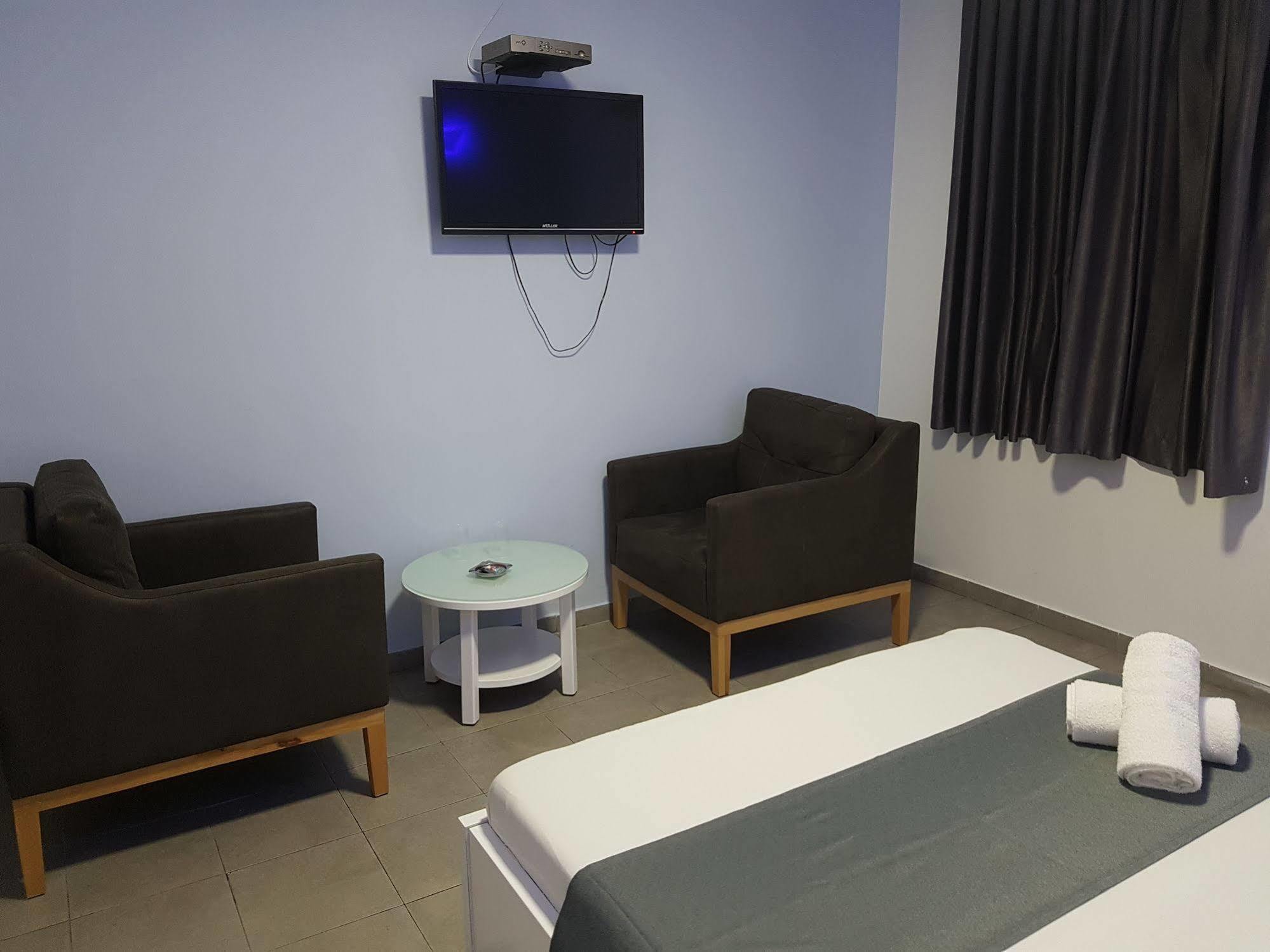 Spat Beach Bat Yam Exterior foto